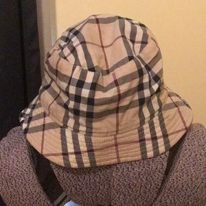 Burberry Vintage Bucket Hat Circa Early 2000’s